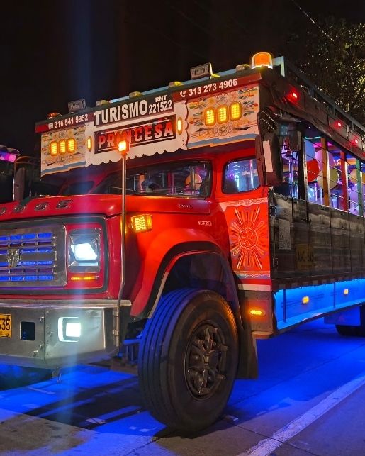 tours en chiva rumbera bogota